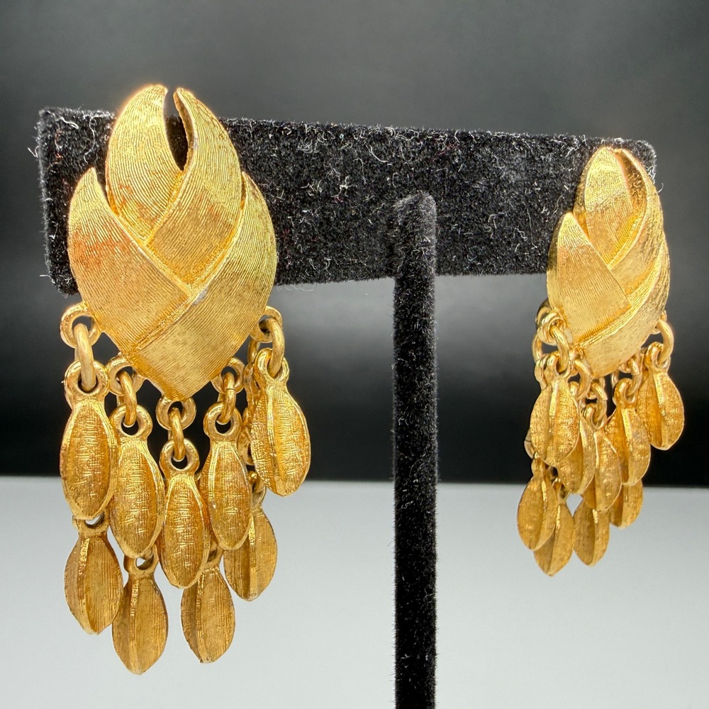 Vintage Monet Dangle Earrings Chandelier Clip On Gold Tone Runway